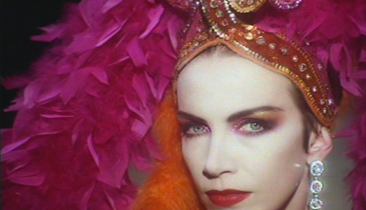 Annie Lennox degli Eurythmics sarà protagonista di una mostra al Mass MoCA Annie Lennox degli Eurythmics sarà protagonista di una mostra al Mass MoCA