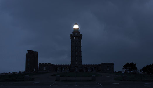 After Lights Out: gli scatti al buio di Julien Mauve