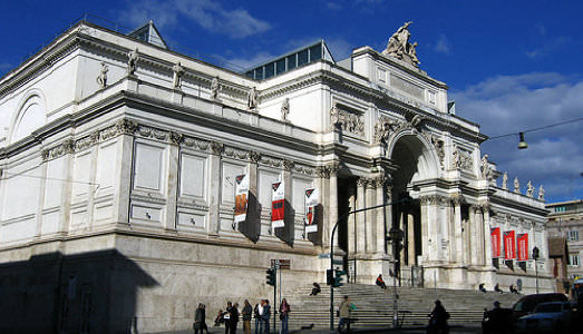 La cultura a pesci in faccia La cultura a pesci in faccia