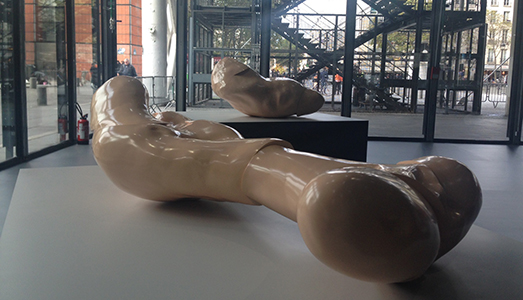 Parigi Art Week/ Jean-Luc Moulène scultore al Centre Pompidou con un progetto inedito che parla di intersezioni e lateralità, mentre la folla scalpita per Magritte