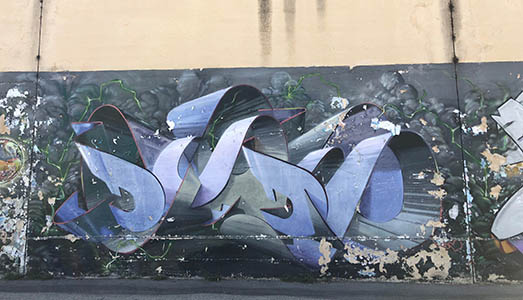 Graffiti Never Die/ Parla Dado