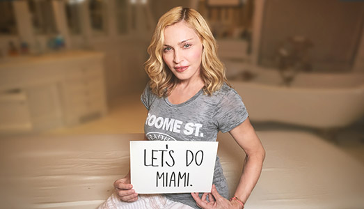 Madonna vende arte per beneficenza