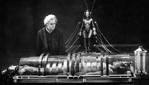 Magie di “Metropolis”. Da stasera, di nuovo in sala, il celeberrimo film amato e odiato dal suo regista, Fritz Lang