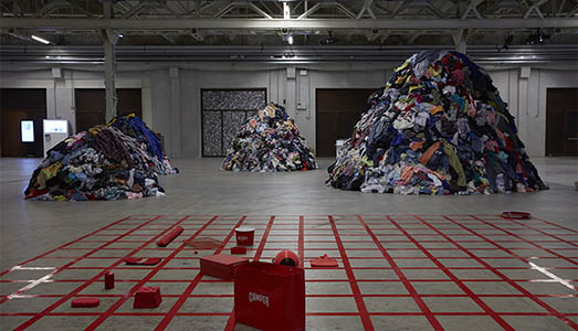 Fino al 14.I.2018 | Take Me (I’m Yours) | Pirelli Hangar Bicocca Milano Fino al 14.I.2018 | Take Me (I’m Yours) | Pirelli Hangar Bicocca Milano