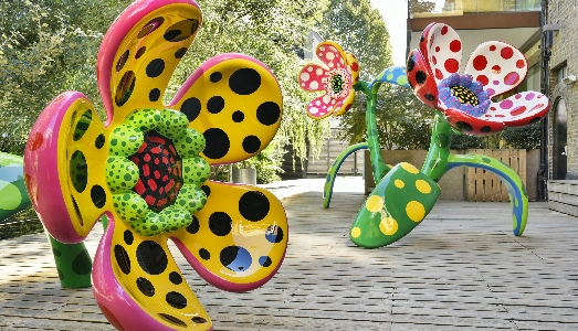 Nel 2020 Yayoi Kusama porterà le sue opere al giardino botanico di New York Nel 2020 Yayoi Kusama porterà le sue opere al giardino botanico di New York