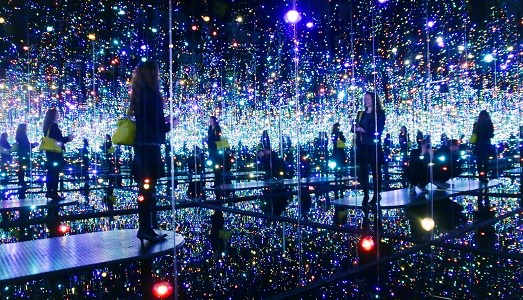 L’artista più famosa del mondo? È Yayoi Kusama, ma gallerie e musei continuano a preferire gli uomini