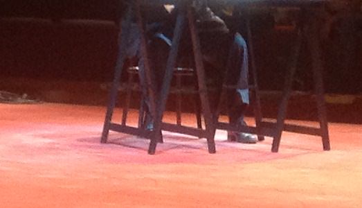 Cartoline da Venezia/Le scarpe di Karl Marx ci aiuteranno a riconoscere le nostre vere necessità?