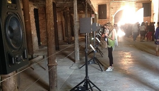 Venezia/Padiglioni. L’Istituto italo-latino americano sente le voci, e sono “Indígenas”