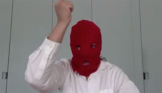 Marina Abramovic per le Pussy Riot