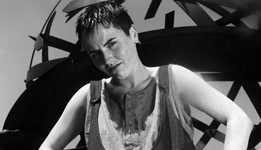 Addio a Dolores O’Riordan, inconfondibile voce dei Cranberries. Aveva quarantasei anni