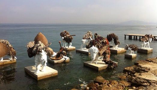 Istanbul 3/Alla scoperta delle isole del mar di Marmara. Dove il paesaggio con rovine ospita eccellenti installazioni Istanbul 3/Alla scoperta delle isole del mar di Marmara. Dove il paesaggio con rovine ospita eccellenti installazioni