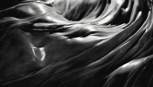 Alchimia di marmo e luce. Al Maschio Angioino, Nino Migliori reinterpreta il Cristo Velato