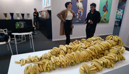 Walé e cannibali per Also Known As Africa. La fiera d’arte apre al Carreau du Temple di Parigi