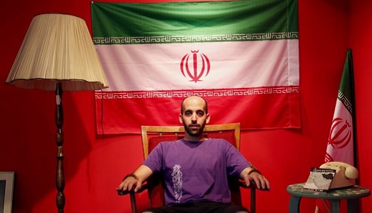 Un collettivo di artisti israeliani “riapre” l’ambasciata dell’Iran a Gerusalemme. Per riconnettere i due stati attraverso nuove relazioni