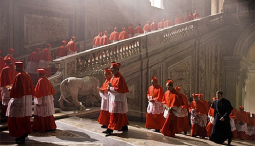 Steven Spielberg porta il Vaticano alla Reggia di Caserta, per un nuovo film dedicato alla storia del piccolo Edgardo Mortara Steven Spielberg porta il Vaticano alla Reggia di Caserta, per un nuovo film dedicato alla storia del piccolo Edgardo Mortara