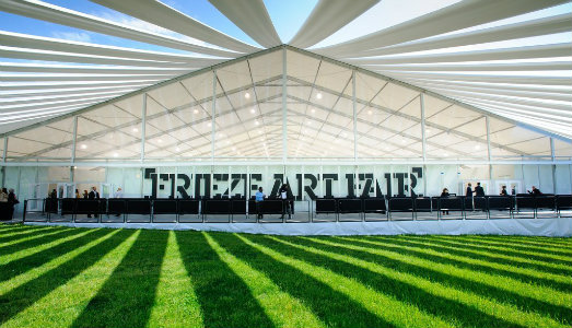 Annunciato nuovo direttore di Frieze Americas. Basterà a salvare la fiera di Randall’s Island?