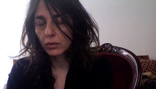 Una chiamata corale alle arti, con crowdfunding. All’India di Roma va in scena lo spettacolo-denuncia “Assenza, Presenza, Trasparenza”