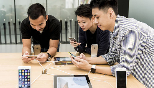 Il viaggio diplomatico della Mela Il viaggio diplomatico della Mela