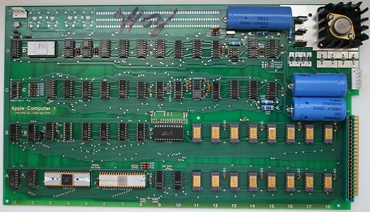 Signora, torni indietro! Il suo rifiuto elettronico vale 200mila dollari. Bizzarra storia dagli States, con Apple e Steve Jobs protagonisti