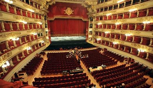 L’Arabia Saudita non siederà alla Scala. Il Teatro restituisce tre milioni di acconto L’Arabia Saudita non siederà alla Scala. Il Teatro restituisce tre milioni di acconto