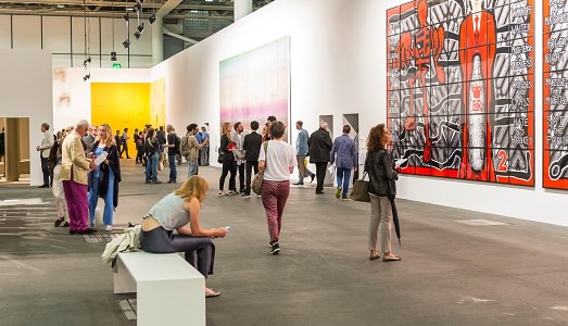 Art Basel inizia con l’ingresso di Clare McAndrew. L’esperta mondiale di mercato dell’arte lascerà Tefaf, per pubblicare un report annuale con la fiera svizzera