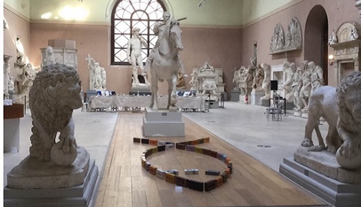 “Artour-o” torna a Firenze. Anticipazioni di una ricca 13esima edizione lunga una settimana, con la partecipazione di oltre novanta artisti “Artour-o” torna a Firenze. Anticipazioni di una ricca 13esima edizione lunga una settimana, con la partecipazione di oltre novanta artisti