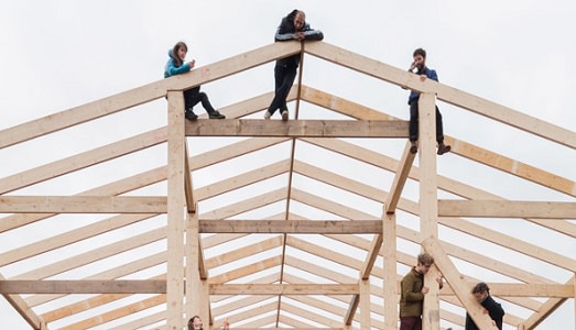 I “non-artisti” Assemble vincono il Turner Prize 2015. Con un progetto che incontra gli abitanti di una zona residenziale in pericolo, a Liverpool