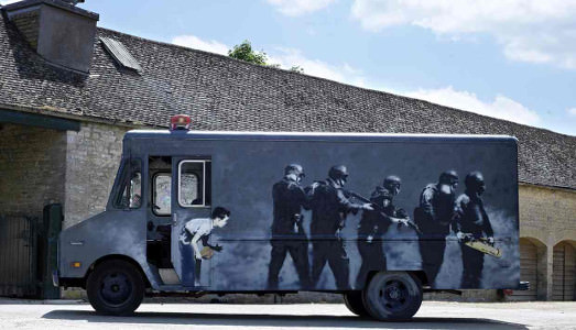 Il furgoncino di Banksy in vendita