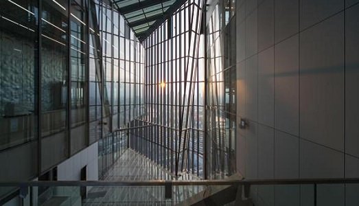 “Più Atene meno Berlino”. La rivolta di Francoforte contro l’Europa delle banche: una giornata che non può passare inosservata