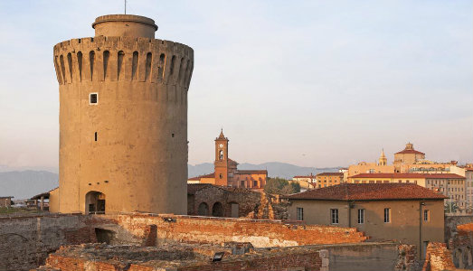 Beneficenza contemporanea. A Livorno, le opere del Combat Prize per le famiglie colpite dall’alluvione