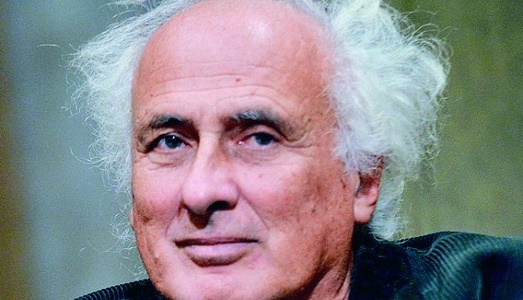 Standing ovation per Stefano Benni: il celebre scrittore rinuncia al Premio De Sica “perché la cultura viene tagliata tutti i giorni”. E i consensi debordano