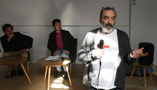 Aspettando Biennolo. Quanti modi ci sono per curare una mostra? Scopritelo al bar! Aspettando Biennolo. Quanti modi ci sono per curare una mostra? Scopritelo al bar!