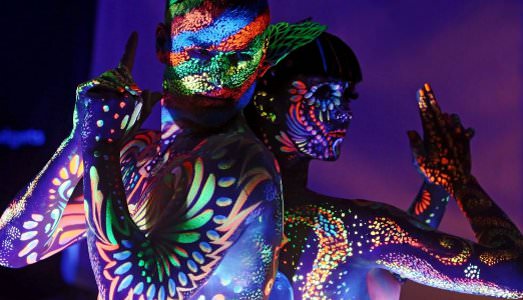 Il corpo dà spettacolo Il corpo dà spettacolo