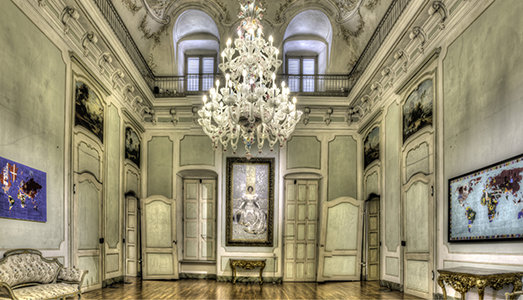 Alighiero, tra arazzi e tappeti volanti Alighiero, tra arazzi e tappeti volanti