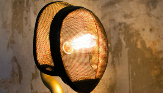 Bologna Design Week/10. Una luce alchemica illumina la nuova galleria di Arkeo Industriale Bologna Design Week/10. Una luce alchemica illumina la nuova galleria di Arkeo Industriale