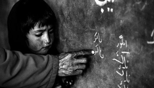 L’immagine racconta. A Bologna, la sesta edizione di SIA inizia con il lab di Monika Bulaj