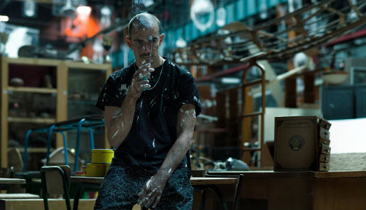 Borondo porta la materia oscura nel mercato delle pulci di Marsiglia