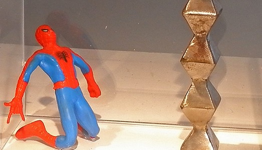 G + G, ovvero l’incontro inaspettato dell’arte contemporanea con il cartoon tridimensionale. Da Rossana Orlandi a Milano