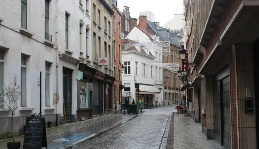 Dalla città assediata