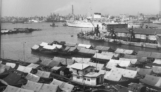 Una vita da camallo. Il porto di Genova negli scatti di Lisetta Carmi e Danilo Correale