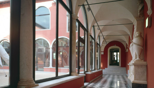 Carrara rilegge la memoria. Pubblicato il bando di residenze dedicate agli archivi storici