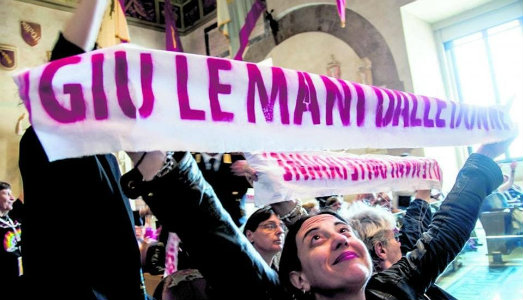 Spettacoli, concerti e dialoghi d’arte contemporanea, per supportare la Casa delle Donne