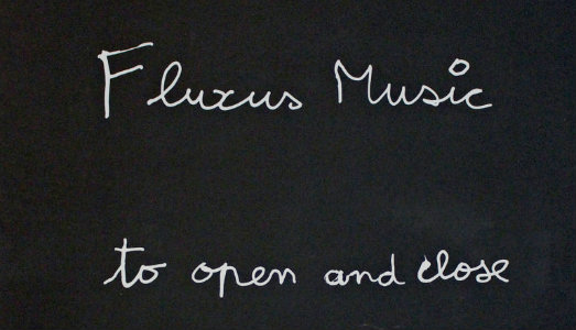 Fantasia al potere. A Napoli, da Casa Morra, opere e proiezioni per rievocare Fluxus