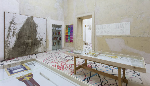 A Napoli, attraversando i corridoi di Casa Morra, con Hermann Nitsch e Joseph Beuys