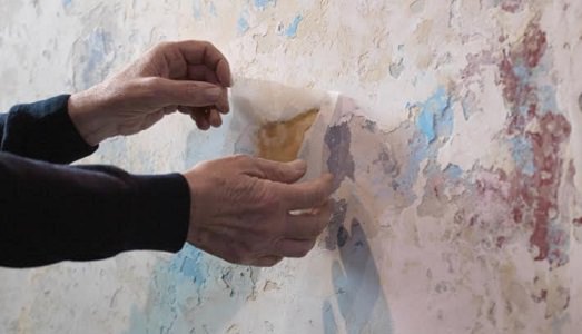 Rilanciare un brand di ceramiche, con l’arte contemporanea. Il gruppo Cedit sceglie Giorgio Griffa e Franco Guerzoni, e una serie di designer tutti italiani
