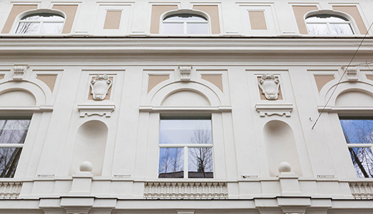 Palazzo Merulana rivive grazie ai coniugi Cerasi Palazzo Merulana rivive grazie ai coniugi Cerasi