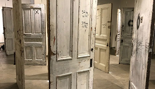 Le porte del Chelsea Hotel all’incanto Le porte del Chelsea Hotel all’incanto