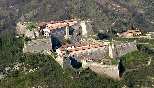 Chi conquisterà il Forte di Gavi? Aperto il bando per realizzare il logo del Castello