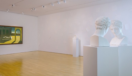 Cartoline da New York/8. Giulio Paolini e il “pictor optimus” Giorgio De Chirico in dialogo a Soho, negli spazi di CIMA Cartoline da New York/8. Giulio Paolini e il “pictor optimus” Giorgio De Chirico in dialogo a Soho, negli spazi di CIMA