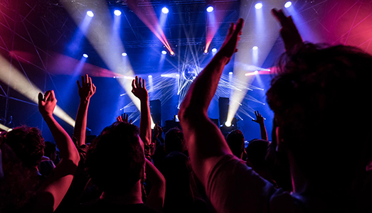 Cheek to cheek con l’elettronica Cheek to cheek con l’elettronica